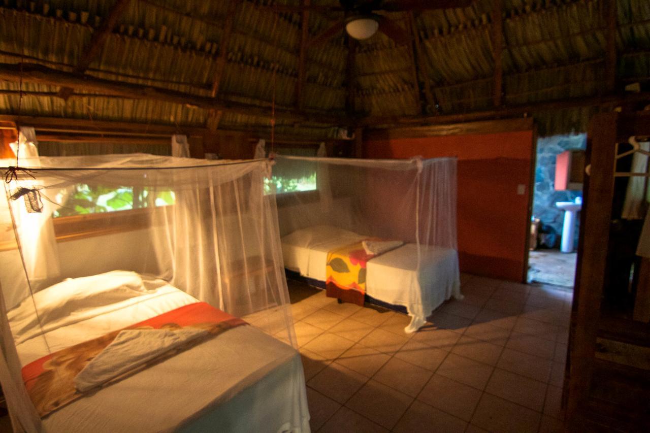 Coco Loco Eco-Resort Gemastepe Luaran gambar